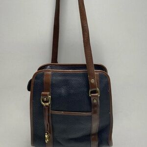 Dooney & Bourke Women's Leather Shoulder Bag DD10